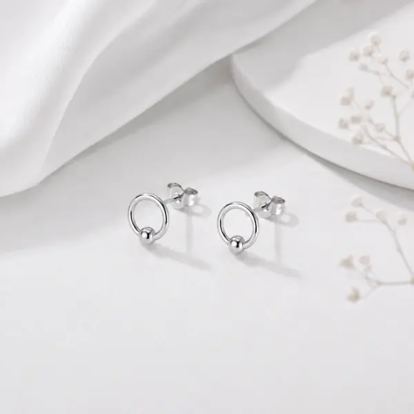 گوشواره نقره حلقه‌ای